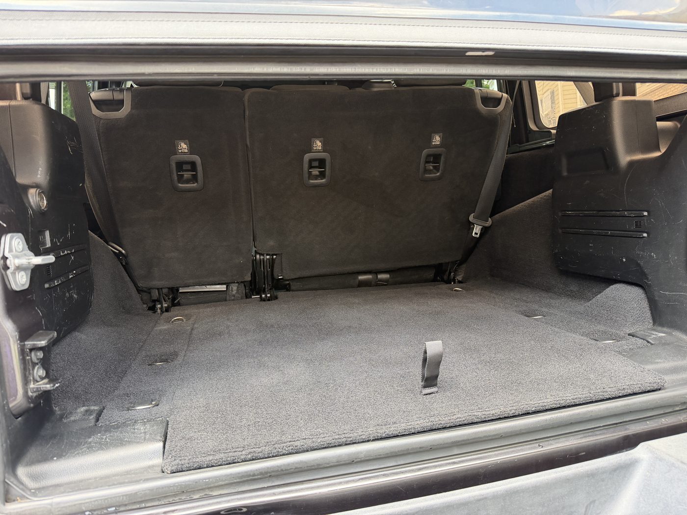 Detailed Jeep Wrangler cargo area, spotless